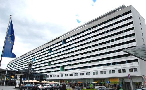 Wohnzeile Prager Straße in Dresden